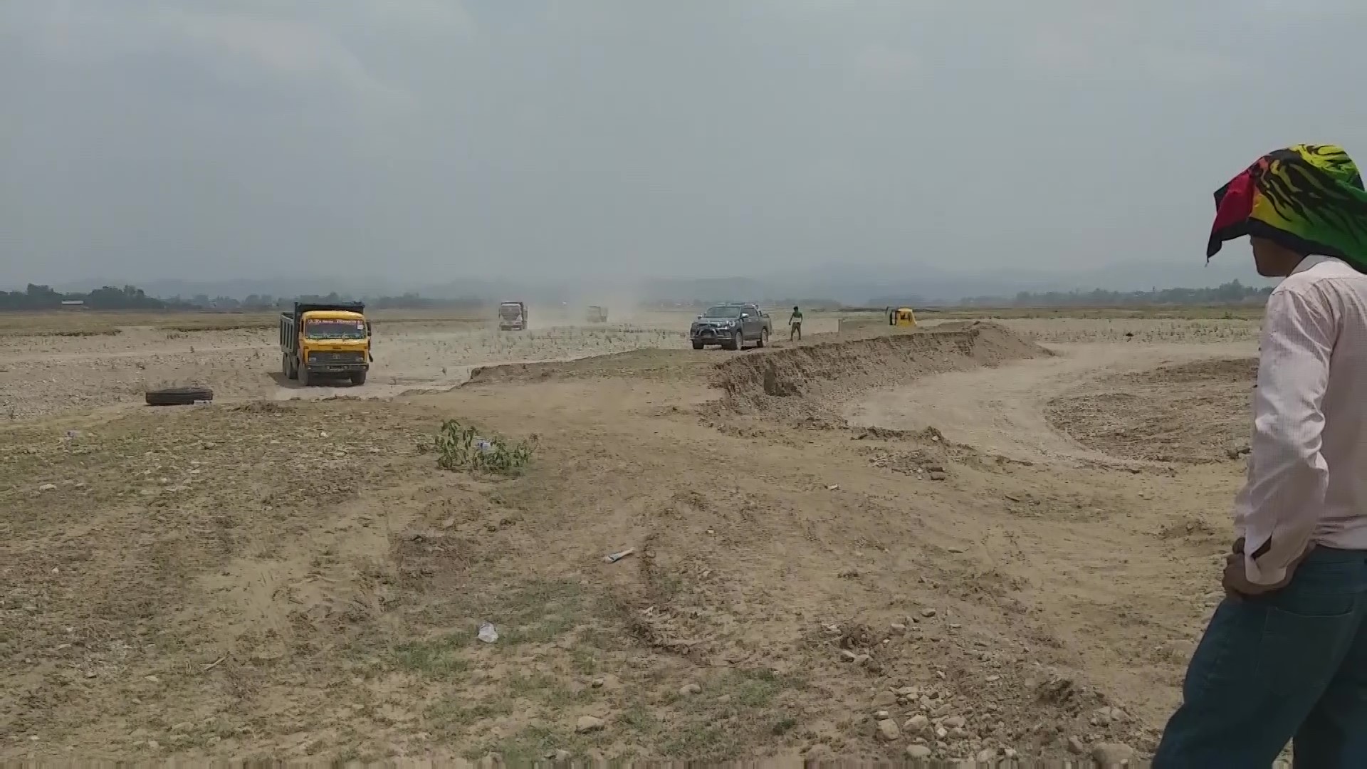 मापदण्ड विपरित सञ्चालित दाङका दशवटा क्रसर उद्योग बन्द