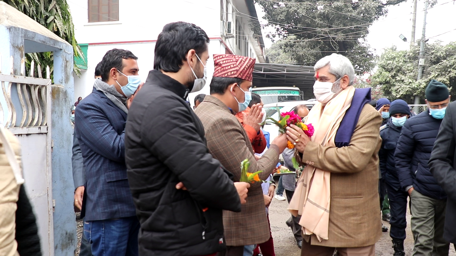 खोप वितरणमा ढिलाई किन? मन्त्री त्रिपाठी