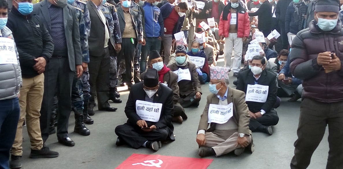 प्रचण्ड-नेपाल पक्षद्धारा प्रधानमन्त्री ओलीको कदमविरुद्ध दोस्रो चरणको आन्दोलनको घोषणा