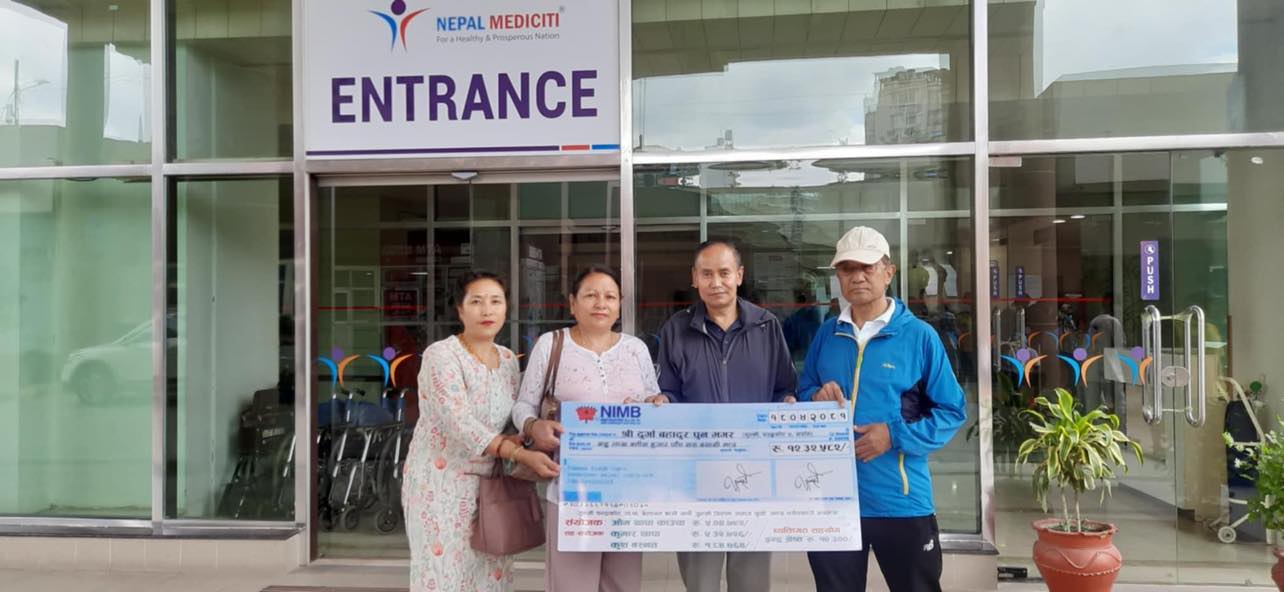 गुल्मी जिल्ला समाज युकेका संस्थापक काउचाको संयोजनमा मृगौला पिडितलाई आर्थिक सहयोग